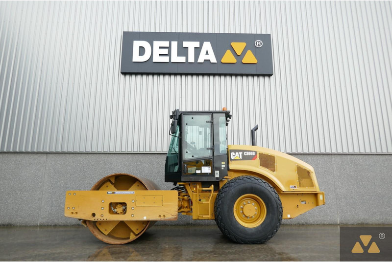 Caterpillar CS66B - Rodillo: foto 1 Caterpillar CS66B - Rodillo: foto 1