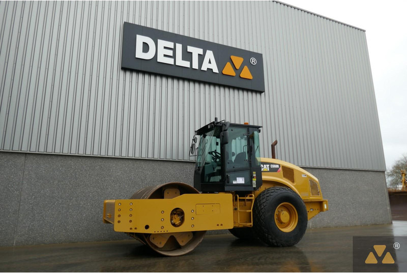 Caterpillar CS68B - Rodillo: foto 4 Caterpillar CS68B - Rodillo: foto 4