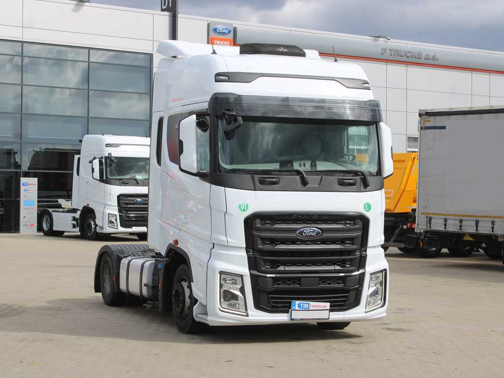 Ford F-MAX LL 12TX, EURO 6, LOWDECK, NAVIGATION, INDEPENDENT AIR CONDITIONING - Cabeza tractora: foto 3 Ford F-MAX LL 12TX, EURO 6, LOWDECK, NAVIGATION, INDEPENDENT AIR CONDITIONING - Cabeza tractora: foto 3