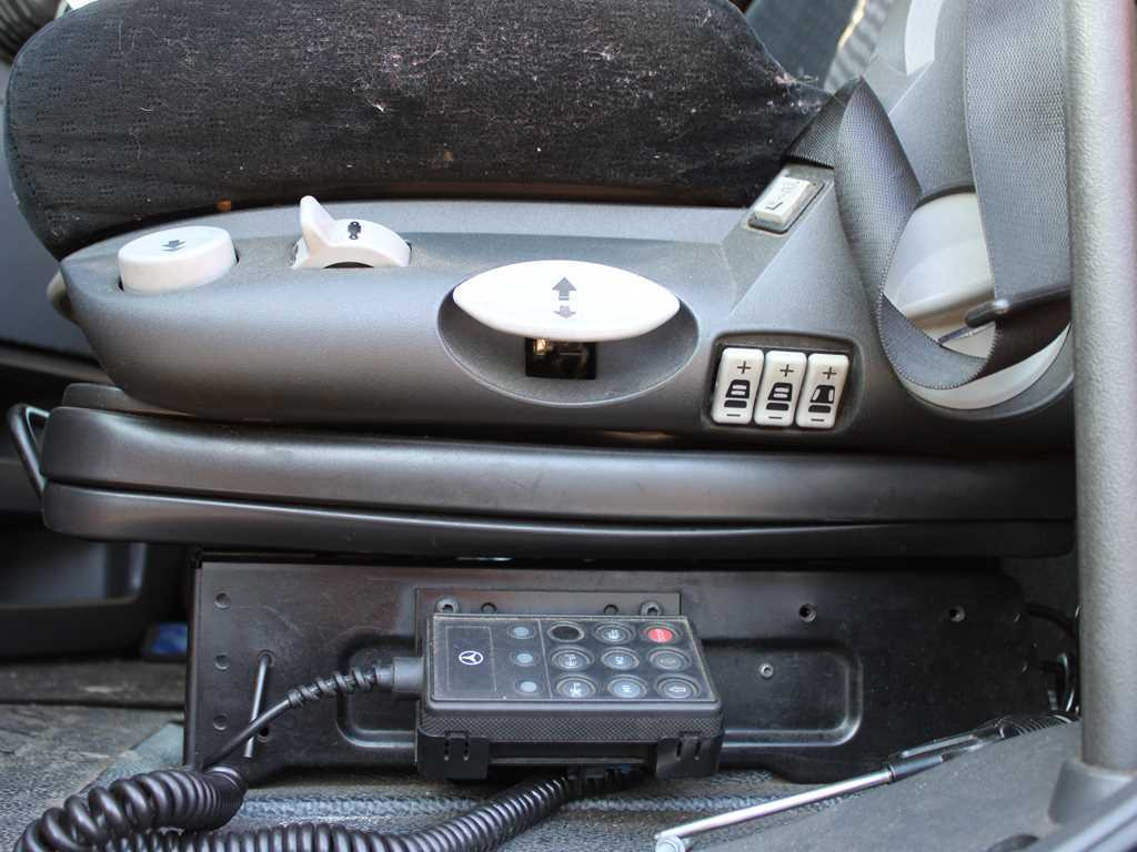 Cabeza tractora Mercedes-Benz Actros 1844, LOWDECK, EURO 5, MP3: foto 6 Cabeza tractora Mercedes-Benz Actros 1844, LOWDECK, EURO 5, MP3: foto 6