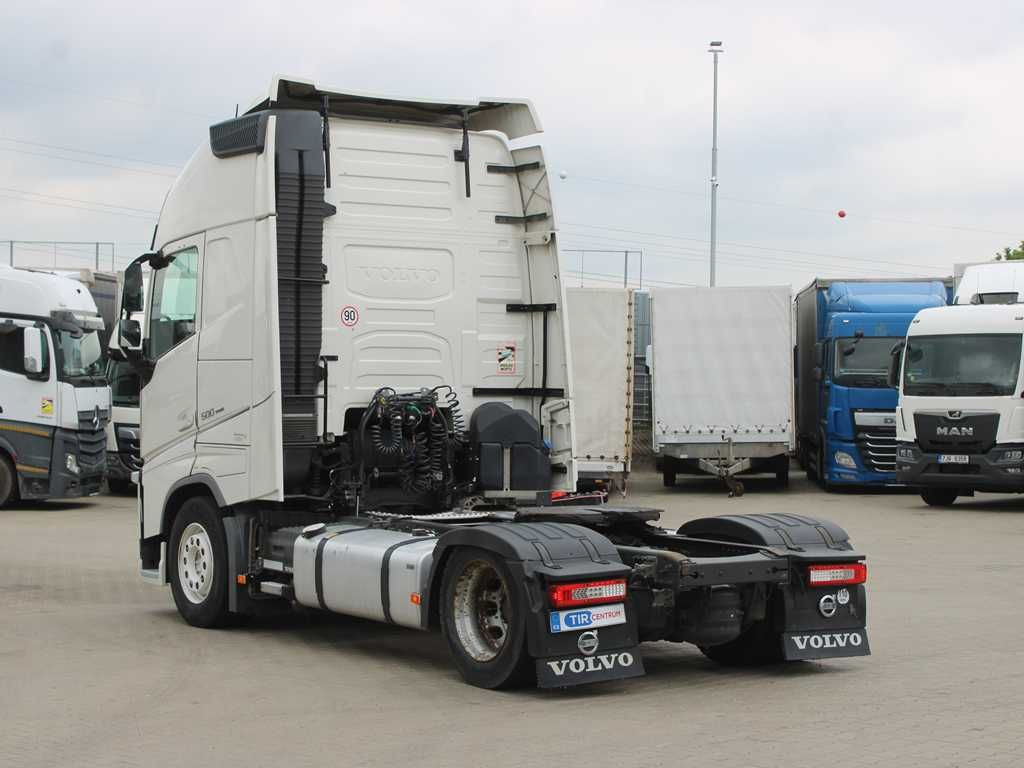 Volvo FH 500, EURO 6, LOWDECK, VEB +, I-PARK COOL Volvo FH 500, EURO 6, LOWDECK, VEB +, I-PARK COOL - Cabeza tractora: foto 4 Volvo FH 500, EURO 6, LOWDECK, VEB +, I-PARK COOL Volvo FH 500, EURO 6, LOWDECK, VEB +, I-PARK COOL - Cabeza tractora: foto 4