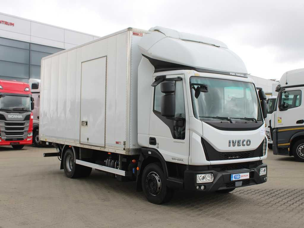Iveco EUROCARGO 120-220L, EURO 6, TAIL LIFT, PNEU 80% - Camión caja cerrada: foto 2 Iveco EUROCARGO 120-220L, EURO 6, TAIL LIFT, PNEU 80% - Camión caja cerrada: foto 2