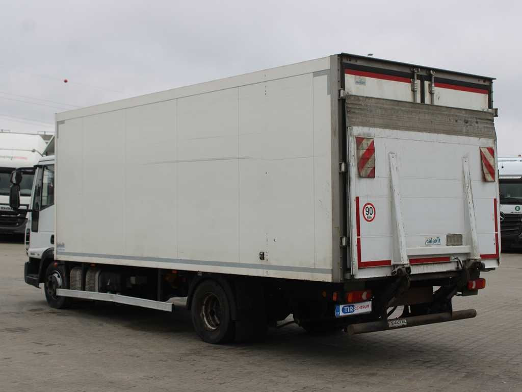 Iveco EUROCARGO 75E19, THERMO KING C - 450e, TAIL LIFT - Furgoneta frigorifica: foto 4 Iveco EUROCARGO 75E19, THERMO KING C - 450e, TAIL LIFT - Furgoneta frigorifica: foto 4