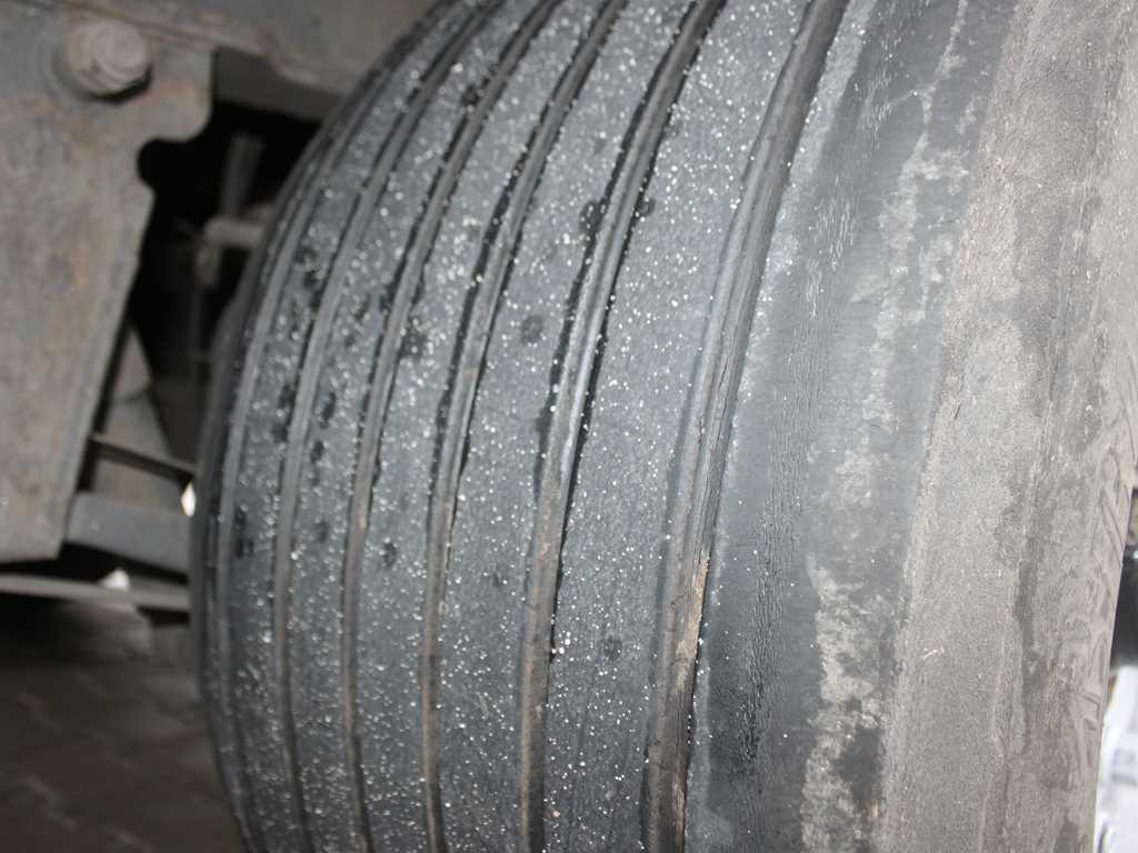 Semirremolque lona Krone SD 04, LOWDECK, LIFTING AXLE, MULTILOCK, LIFTING ROOF: foto 12 Semirremolque lona Krone SD 04, LOWDECK, LIFTING AXLE, MULTILOCK, LIFTING ROOF: foto 12