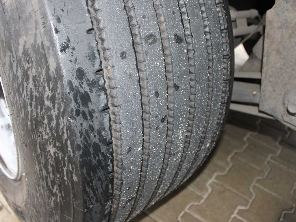 Semirremolque lona Krone SD 04, LOWDECK, LIFTING AXLE, MULTILOCK, LIFTING ROOF: foto 14 Semirremolque lona Krone SD 04, LOWDECK, LIFTING AXLE, MULTILOCK, LIFTING ROOF: foto 14