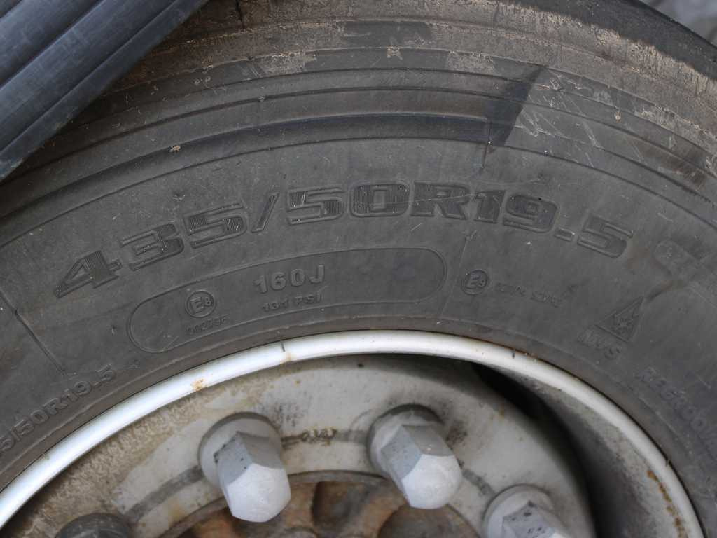 Semirremolque lona Krone SD, LOWDECK, LIFTING AXLE, MULTILOCK, LIFTING ROOF: foto 9 Semirremolque lona Krone SD, LOWDECK, LIFTING AXLE, MULTILOCK, LIFTING ROOF: foto 9