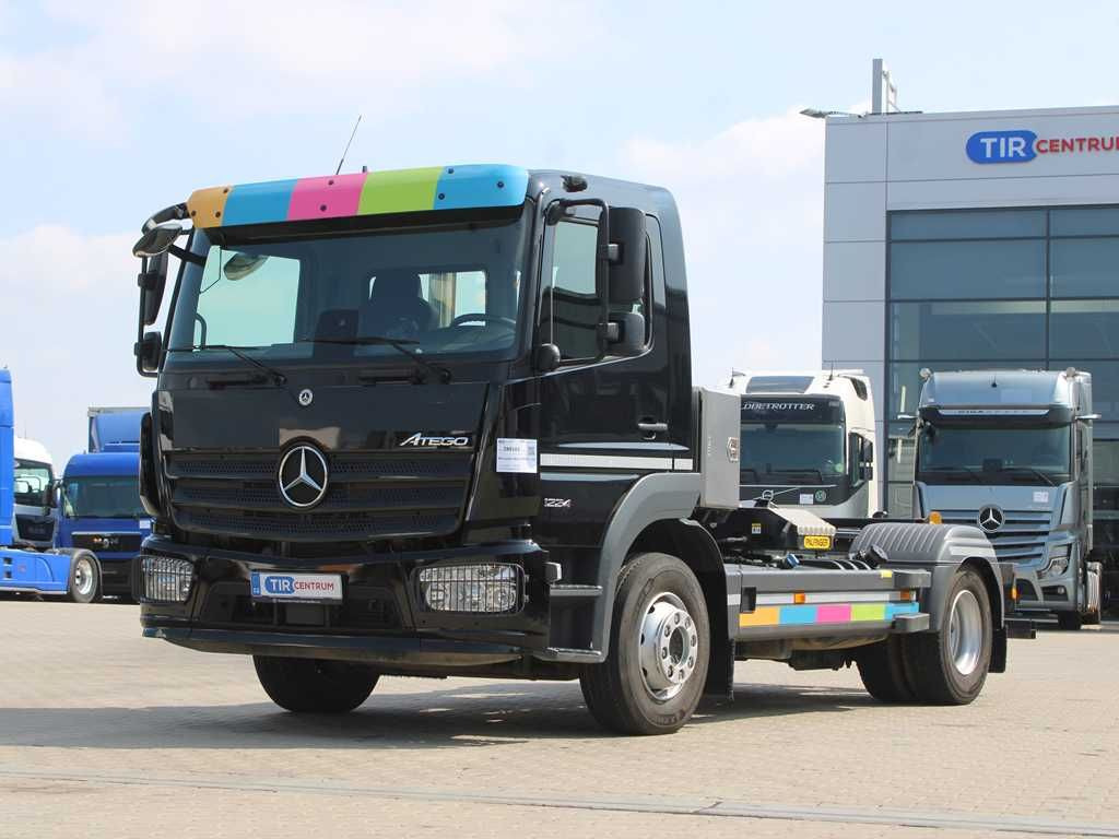 Mercedes-Benz ATEGO 1224, EURO 6, HOOK CONTAINER - Camión multibasculante: foto 1 Mercedes-Benz ATEGO 1224, EURO 6, HOOK CONTAINER - Camión multibasculante: foto 1