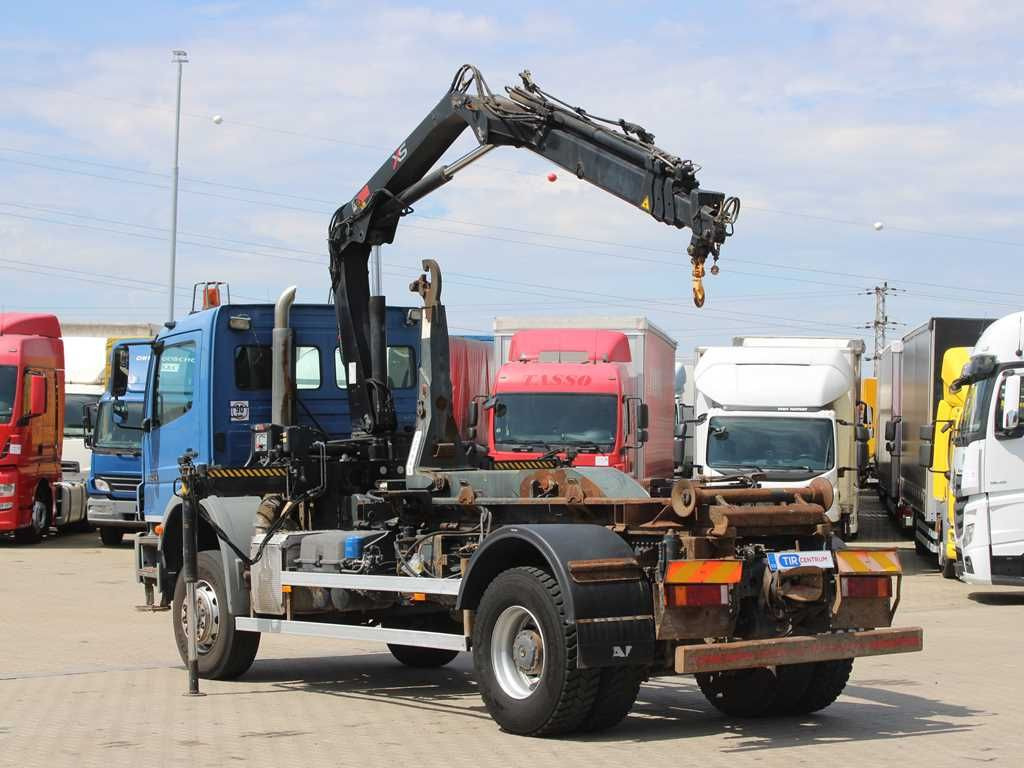 Mercedes-Benz AXOR 1824, CRANE HIAB 099B-3 DUO, 4x4 - Camión multibasculante, Camión grúa: foto 4 Mercedes-Benz AXOR 1824, CRANE HIAB 099B-3 DUO, 4x4 - Camión multibasculante, Camión grúa: foto 4