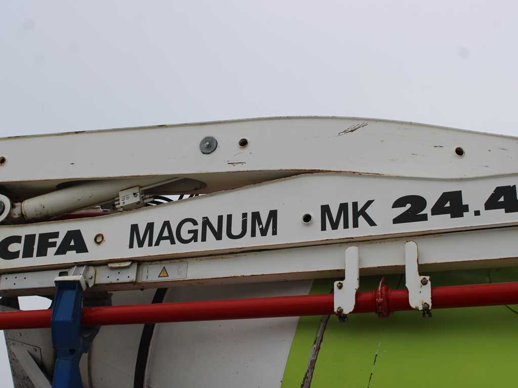 Leasing de  Renault KERAX 420, EURO 3, 7m3, 8X4, CIFA MAGNUM MK 24.4 CONCRETE PUMP Renault KERAX 420, EURO 3, 7m3, 8X4, CIFA MAGNUM MK 24.4 CONCRETE PUMP: foto 18