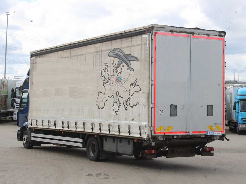 Renault MIDLUM 220.12, EURO 5, TAIL LIFT - Camión lona: foto 4 Renault MIDLUM 220.12, EURO 5, TAIL LIFT - Camión lona: foto 4