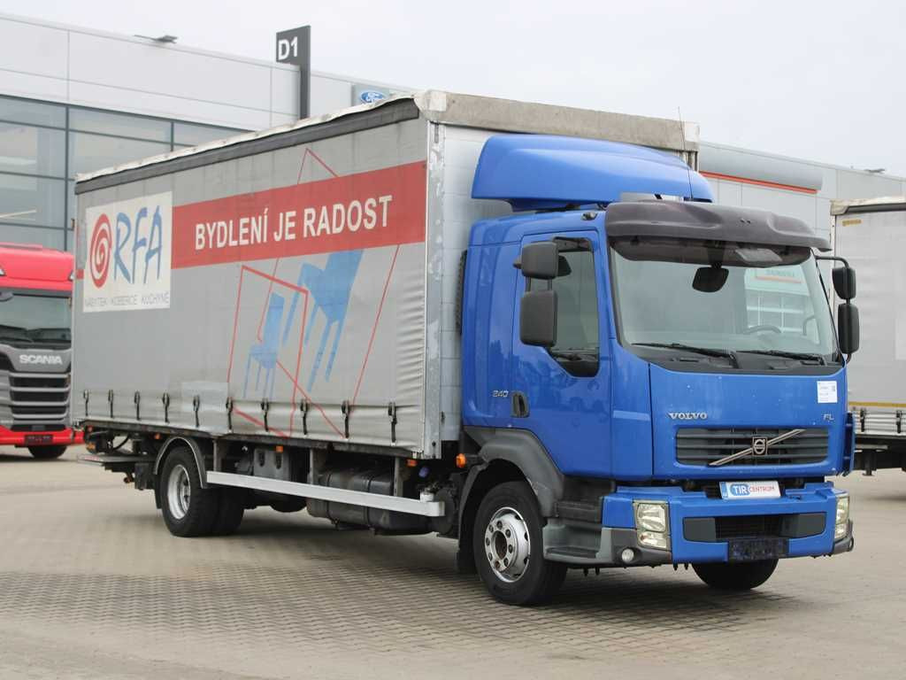 Volvo FL L 240, TAIL LIFT - Camión lona: foto 2 Volvo FL L 240, TAIL LIFT - Camión lona: foto 2