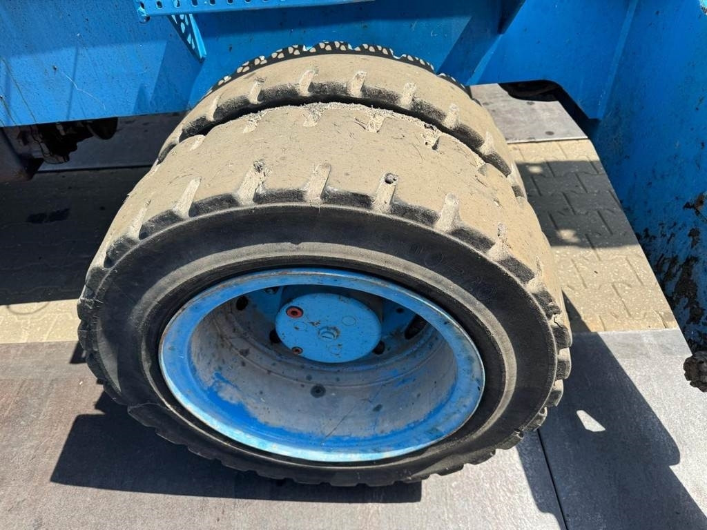 Fuchs MHL 320 - Manipulador de materiales: foto 5 Fuchs MHL 320 - Manipulador de materiales: foto 5