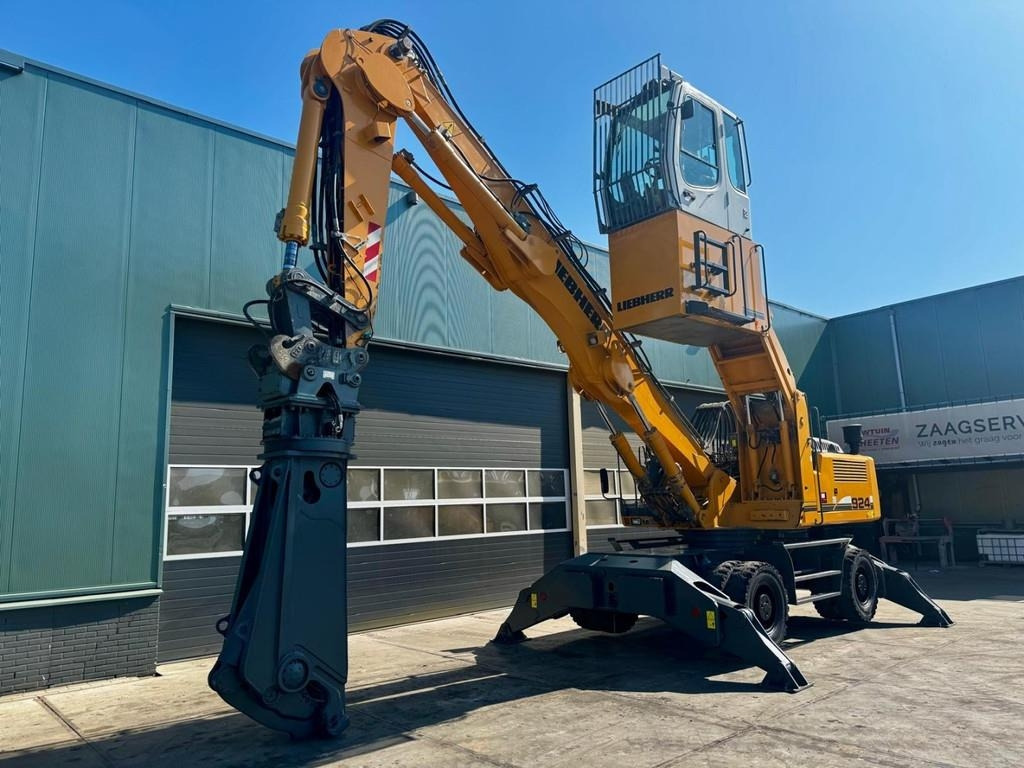 Liebherr A 924 C - Manipulador de materiales: foto 2 Liebherr A 924 C - Manipulador de materiales: foto 2