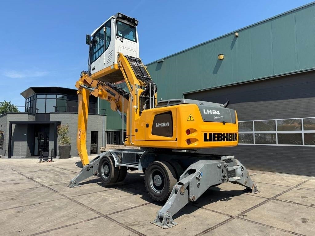 Liebherr LH 24 M - Manipulador de materiales: foto 3 Liebherr LH 24 M - Manipulador de materiales: foto 3