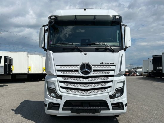 Mercedes-Benz Actros L 3351 6x4, Retarder, nur auf Miete oder Mietkauf - Cabeza tractora: foto 2 Mercedes-Benz Actros L 3351 6x4, Retarder, nur auf Miete oder Mietkauf - Cabeza tractora: foto 2