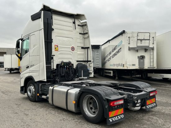 Volvo FH 500 E6, Low Deck, I-Shift, Voll-Luft, Standklima - Cabeza tractora: foto 4 Volvo FH 500 E6, Low Deck, I-Shift, Voll-Luft, Standklima - Cabeza tractora: foto 4