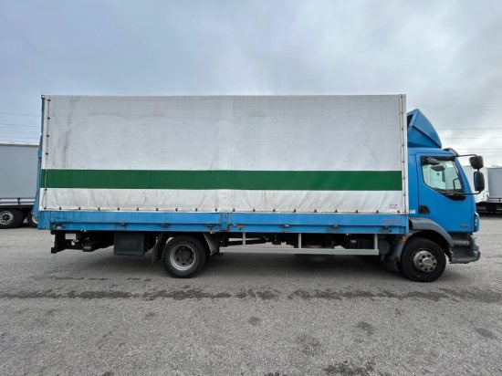 DAF LF 55.250 Plane mit LBW, Manual, E5 - Camión lona: foto 4 DAF LF 55.250 Plane mit LBW, Manual, E5 - Camión lona: foto 4