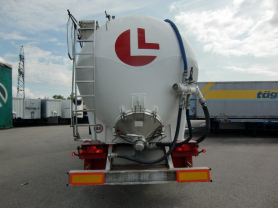 Feldbinder KIP 63.3 Siloauflieger, SAF-Achsen, Alu-Felgen, - Semirremolque silo: foto 4 Feldbinder KIP 63.3 Siloauflieger, SAF-Achsen, Alu-Felgen, - Semirremolque silo: foto 4