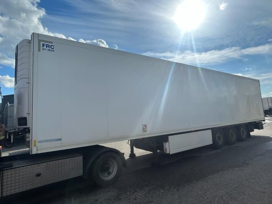 Krone SD Cool Liner, Carrier Vector 1350 - Semirremolque isotérmico: foto 3 Krone SD Cool Liner, Carrier Vector 1350 - Semirremolque isotérmico: foto 3