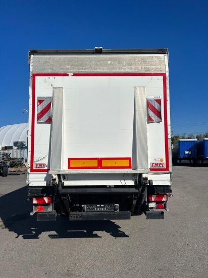 MAN 26.440 6x2-2LL Tiefkühlkoffer ohne Anhänger - Camión frigorífico: foto 5 MAN 26.440 6x2-2LL Tiefkühlkoffer ohne Anhänger - Camión frigorífico: foto 5