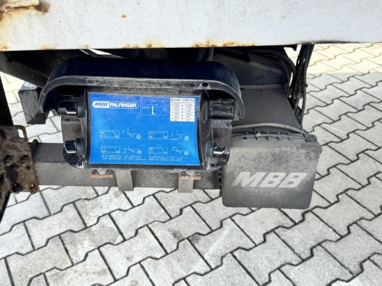 Camión lona Mercedes-Benz Atego N2 Euro 6: foto 14