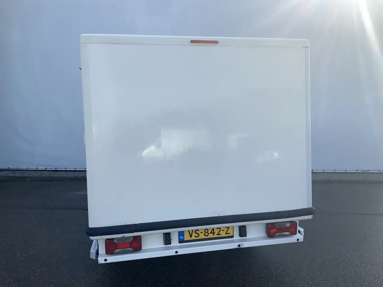 Iveco Daily 35S13 2.3 345 IJswagen -0.40 gr 10 deuren Euro 5 B - Furgoneta caja cerrada: foto 2 Iveco Daily 35S13 2.3 345 IJswagen -0.40 gr 10 deuren Euro 5 B - Furgoneta caja cerrada: foto 2
