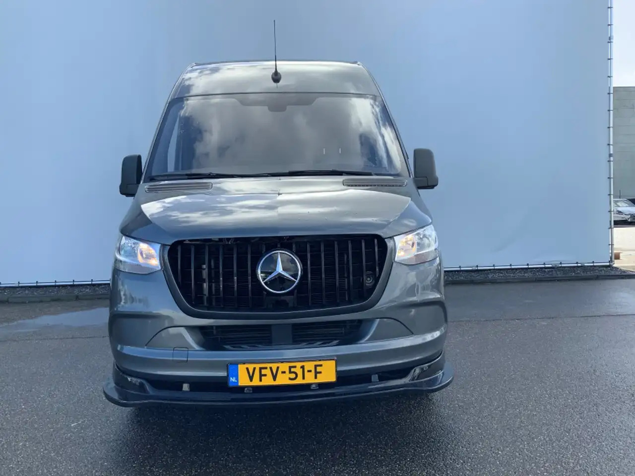 Mercedes-Benz Sprinter 319 3.0 CDI Autom.L2H2 Airco Cruise 3 Zits MBux 10 - Furgón: foto 2 Mercedes-Benz Sprinter 319 3.0 CDI Autom.L2H2 Airco Cruise 3 Zits MBux 10 - Furgón: foto 2