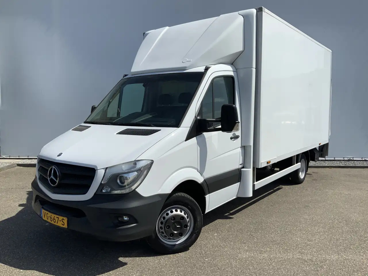 Mercedes-Benz Sprinter 519 3.0 CDI 432LAutomaat 6 Cilinder Meubelbak&Lift - Furgoneta caja cerrada: foto 1 Mercedes-Benz Sprinter 519 3.0 CDI 432LAutomaat 6 Cilinder Meubelbak&Lift - Furgoneta caja cerrada: foto 1