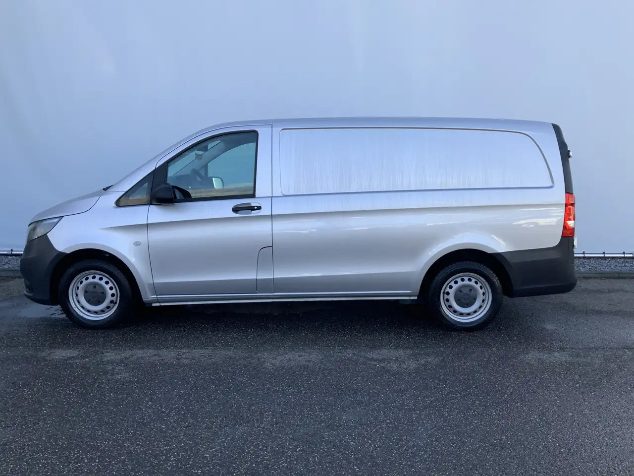 Mercedes-Benz Vito 114 CDI Airco Cruise Euro 5 - Furgón: foto 2 Mercedes-Benz Vito 114 CDI Airco Cruise Euro 5 - Furgón: foto 2