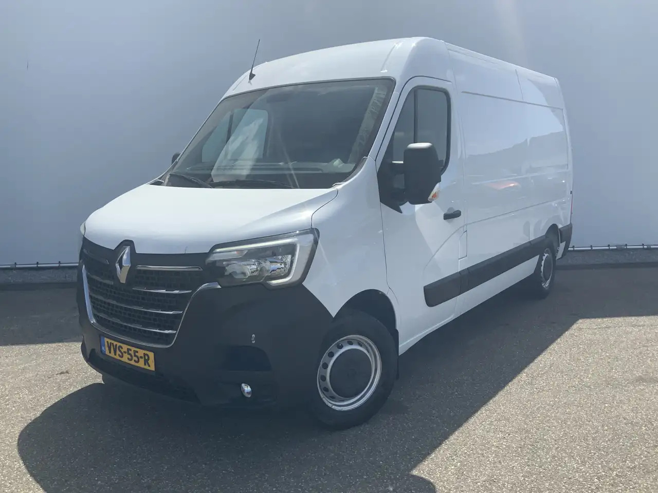 Renault Master T35 2.3 dCi 150 L2H2 Energy Work Edition Airco Cru - Furgón: foto 1 Renault Master T35 2.3 dCi 150 L2H2 Energy Work Edition Airco Cru - Furgón: foto 1