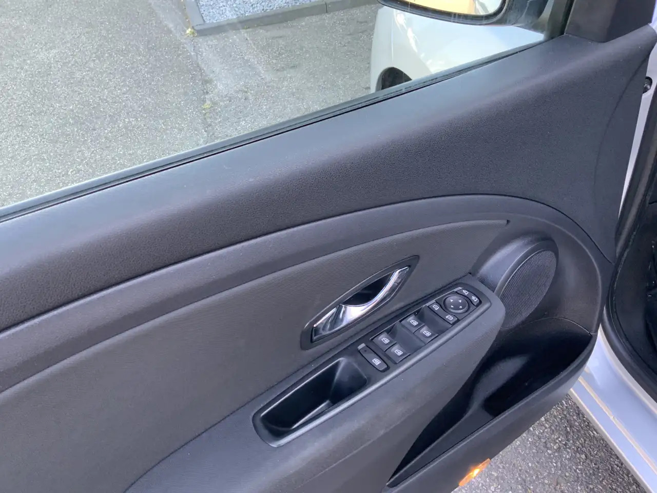 Renault Megane 1.5 dCi Expression Airco Navi Grijs Kenteken Euro - Coche: foto 5 Renault Megane 1.5 dCi Expression Airco Navi Grijs Kenteken Euro - Coche: foto 5