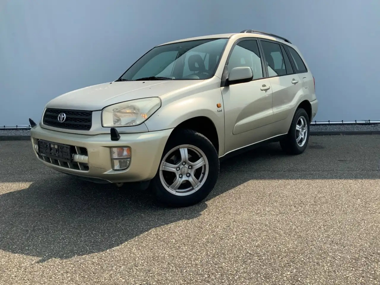 Toyota RAV 4 EXPORT FIXPRICE !!!! 4X4 Airco Cruise Automaat Alu - SUV/ Todoterreno: foto 1 Toyota RAV 4 EXPORT FIXPRICE !!!! 4X4 Airco Cruise Automaat Alu - SUV/ Todoterreno: foto 1