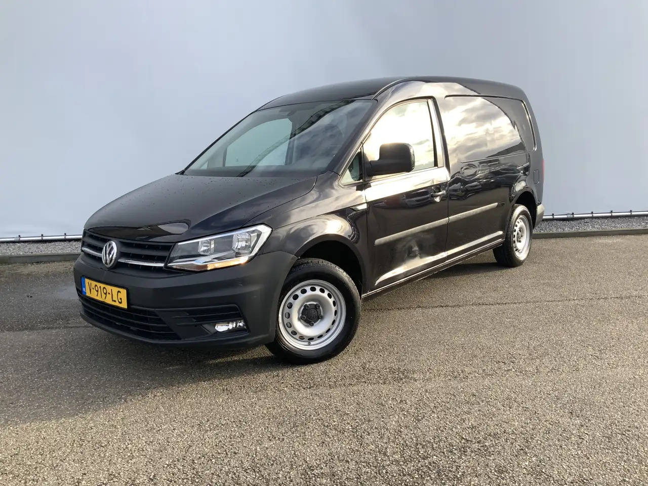 Volkswagen Caddy 2.0 TDI L2H1 BMT Maxi Highline Maxi Rond Om Schade - Furgoneta pequeña: foto 1 Volkswagen Caddy 2.0 TDI L2H1 BMT Maxi Highline Maxi Rond Om Schade - Furgoneta pequeña: foto 1
