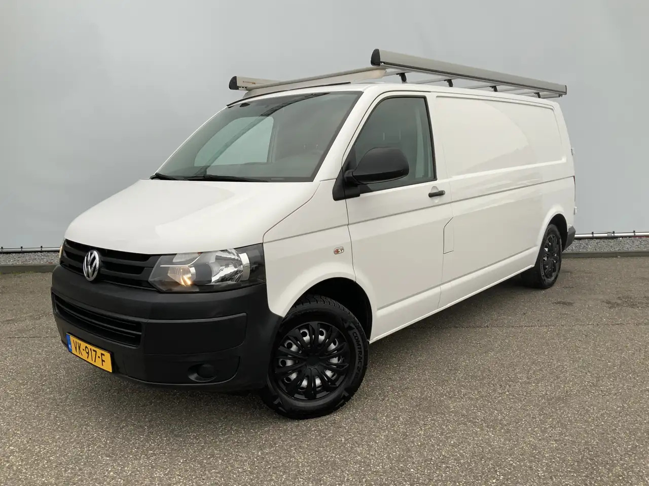 Volkswagen T5 Transporter 2.0 TDI L2H2 Airco Cruise 3 Zits Imperiaal & Trekh - Furgón: foto 1 Volkswagen T5 Transporter 2.0 TDI L2H2 Airco Cruise 3 Zits Imperiaal & Trekh - Furgón: foto 1