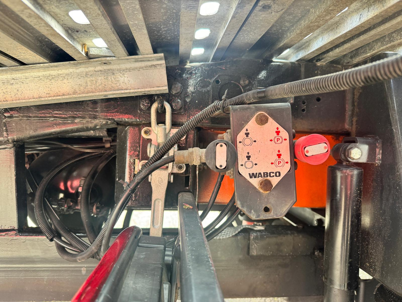 Camión portavehículos Renault Master Autotransporter: foto 10 Camión portavehículos Renault Master Autotransporter: foto 10