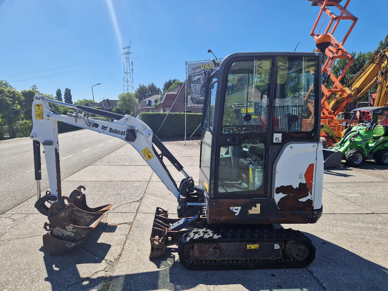 Bobcat E19 2016 met maar 1106 uur - Miniexcavadora: foto 1 Bobcat E19 2016 met maar 1106 uur - Miniexcavadora: foto 1