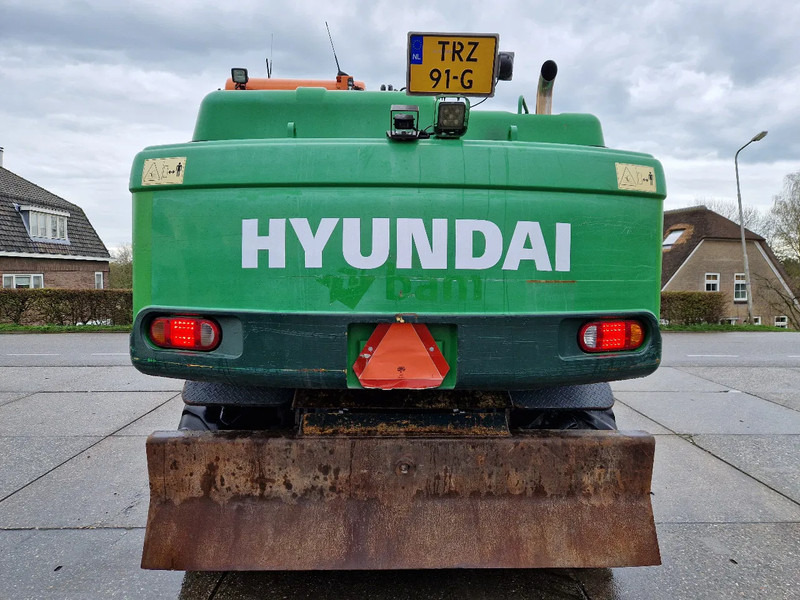 Hyundai Robex 160W-9A met 6-cilinder Cummins motor - Excavadora de ruedas: foto 3 Hyundai Robex 160W-9A met 6-cilinder Cummins motor - Excavadora de ruedas: foto 3