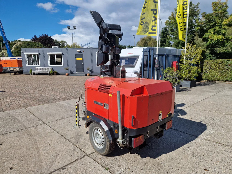 Tower Light VB9 mobiele lichtmast 9m. hoog - Torre de iluminación: foto 4 Tower Light VB9 mobiele lichtmast 9m. hoog - Torre de iluminación: foto 4