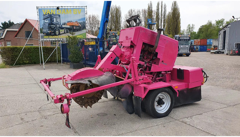 VERMEER SC1102 stobben/stronkenfrees - Triturador de tocones: foto 1 VERMEER SC1102 stobben/stronkenfrees - Triturador de tocones: foto 1