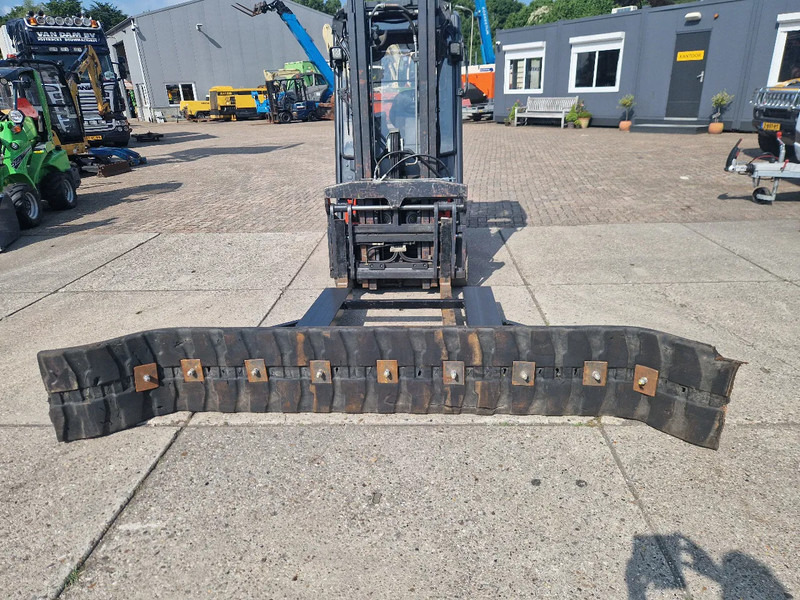 Zeer zwaar uitgevoerde puin-, zand-, grond-, sneeuwschuif - Cuchilla quitanieves: foto 1 Zeer zwaar uitgevoerde puin-, zand-, grond-, sneeuwschuif - Cuchilla quitanieves: foto 1