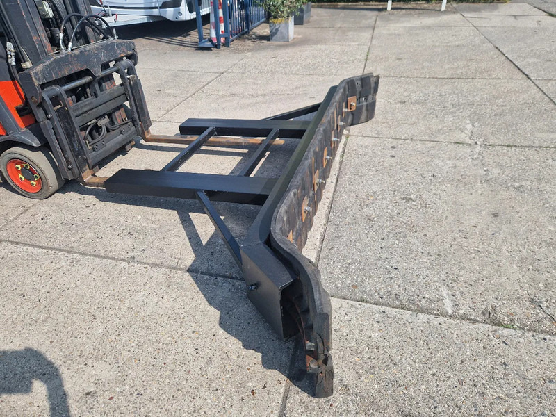 Zeer zwaar uitgevoerde puin-, zand-, grond-, sneeuwschuif - Cuchilla quitanieves: foto 2 Zeer zwaar uitgevoerde puin-, zand-, grond-, sneeuwschuif - Cuchilla quitanieves: foto 2