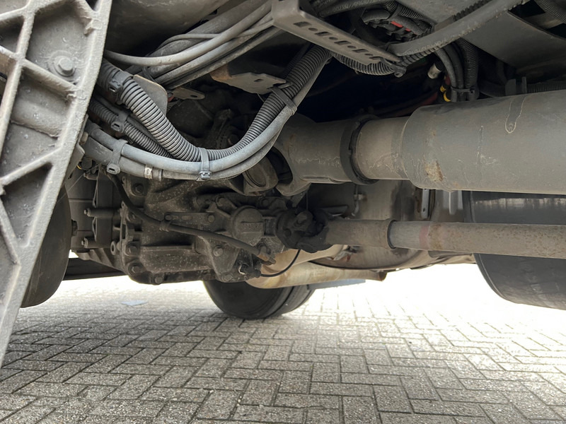 Cabeza tractora Volvo FH13.420 Globetrotter - ADR: foto 11