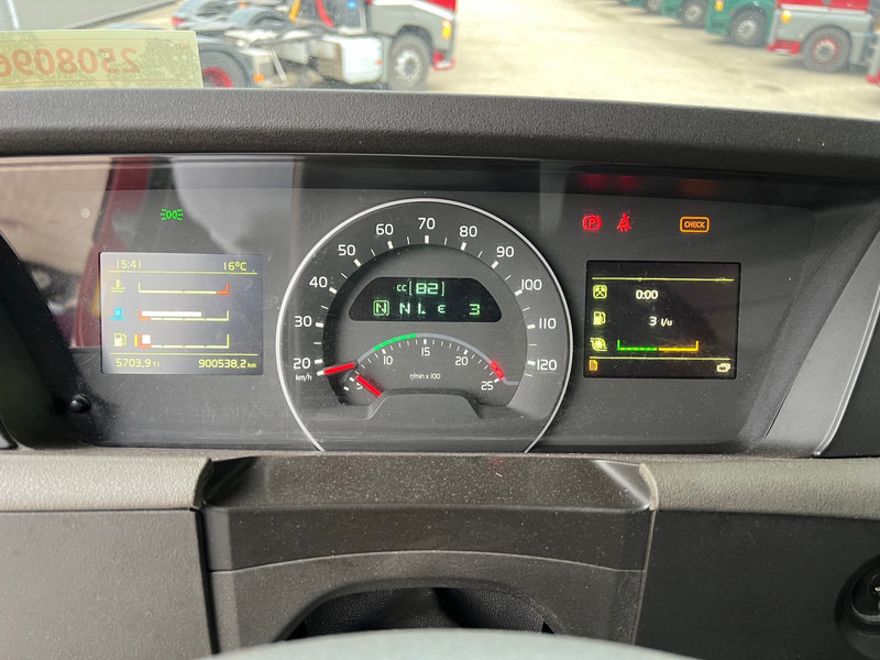 Cabeza tractora Volvo FH13.420 Globetrotter - ADR: foto 8