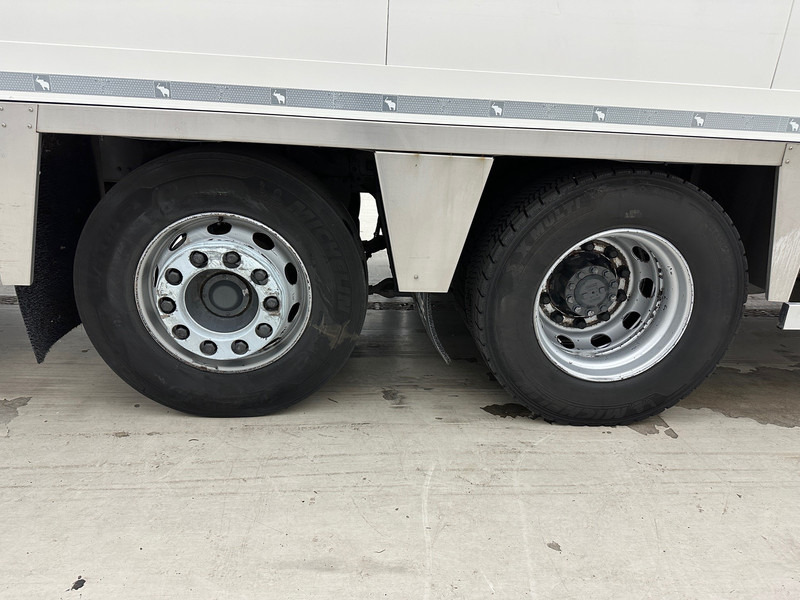 Camión frigorífico DAF CF 330 - 6x2: foto 11 Camión frigorífico DAF CF 330 - 6x2: foto 11