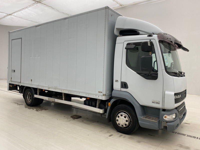 DAF LF45.180 - Camión caja cerrada: foto 3 DAF LF45.180 - Camión caja cerrada: foto 3