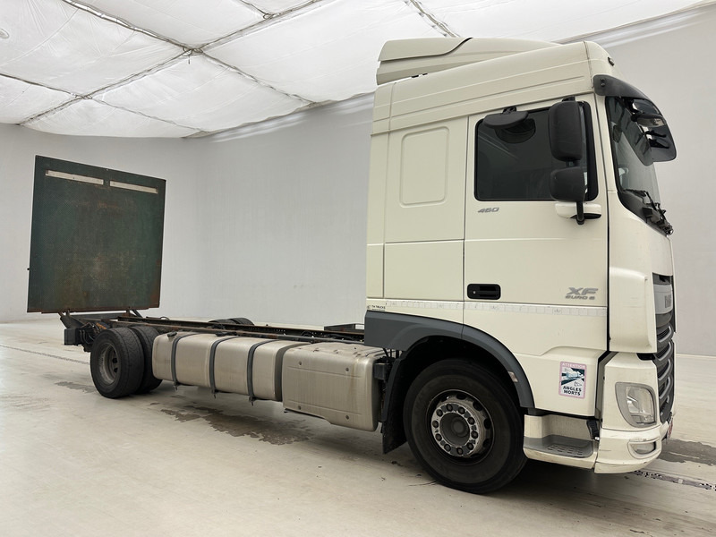DAF XF 460 Space Cab - Camión chasis: foto 3 DAF XF 460 Space Cab - Camión chasis: foto 3