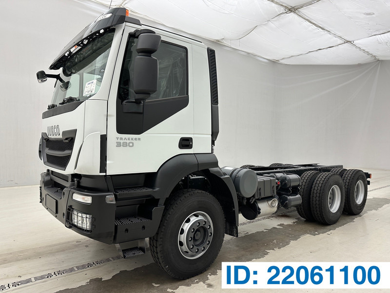 Iveco Trakker 380 - 6x4 - Camión chasis: foto 1 Iveco Trakker 380 - 6x4 - Camión chasis: foto 1