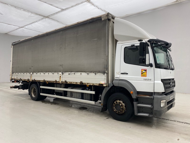 Mercedes-Benz Axor 1824* - Camión lona: foto 3 Mercedes-Benz Axor 1824* - Camión lona: foto 3