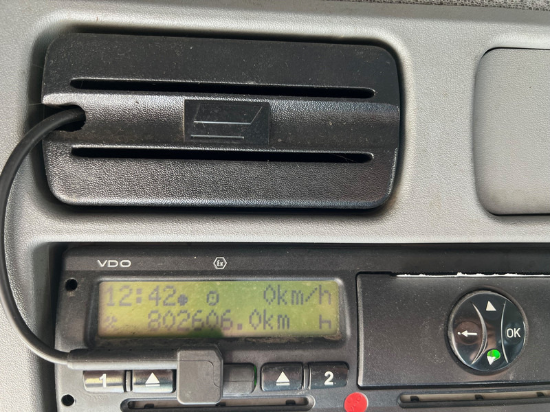 Camión lona Mercedes-Benz Axor 1828: foto 14