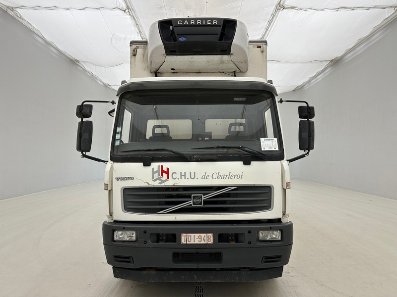 Volvo FL 220 - Camión frigorífico: foto 2 Volvo FL 220 - Camión frigorífico: foto 2